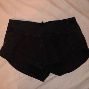 Lululemon Black Speed Up Shorts 2.5”